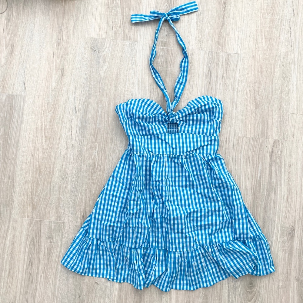 Super cute brand new gingham sun dress perfect for spring and summer picnics